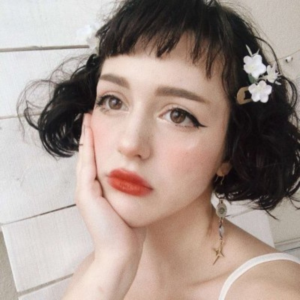 Meet your Posher, Qijoevme